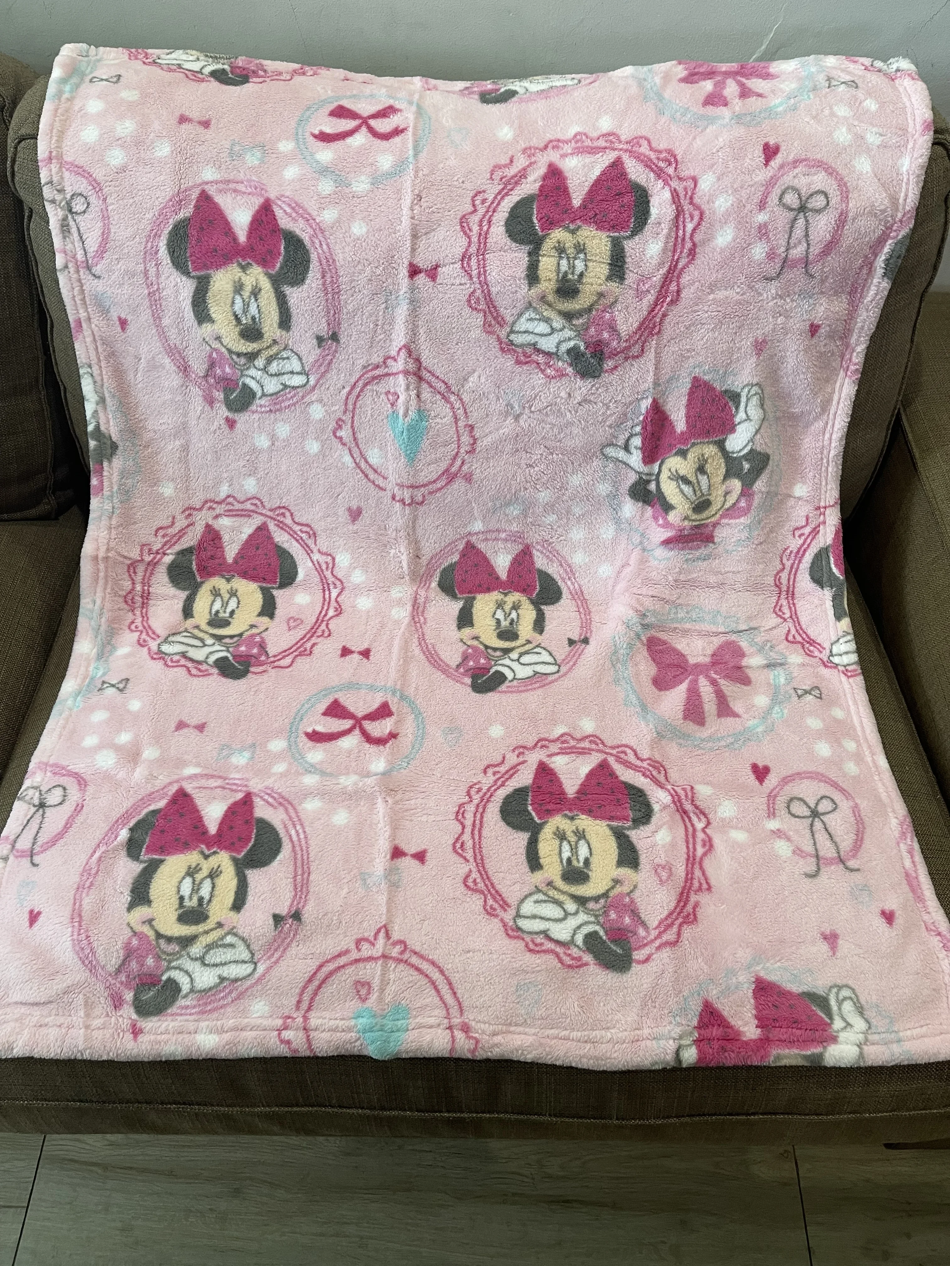 Disney Mickey Minnie Mouse Blanket Frozen Elsa Anna Flat Sheet Throw Blanket Sofa Crib Bed Baby Bath Towel Kids Birthday Gifts