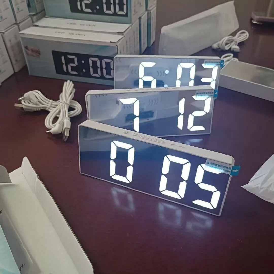 Acrylic/Mirror Digital Alarm Clock Voice Control Snooze Night Mode Table Clock 12/24H Anti-disturb Funtion Electronic LED Clock