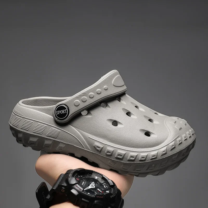Children's Non-slip Eva Clogs Sandals Summer Solid Color Anti-collision Toe Cap Beach Slippers For Boys Kid's Garden Shoes H51 2