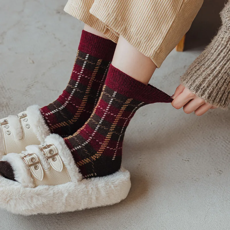 

Cashmere Wool Winter Socks Harajuku College Style Plaid School Girls Thermal Socks Women Autumn Winter Thicken Warmer Long Socks