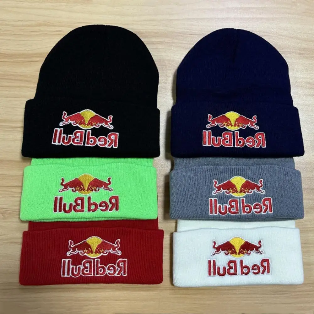 Essential Winter Red Bull Beanie Hat Men's and Women's Sports Warm Knitted Ski Climbing