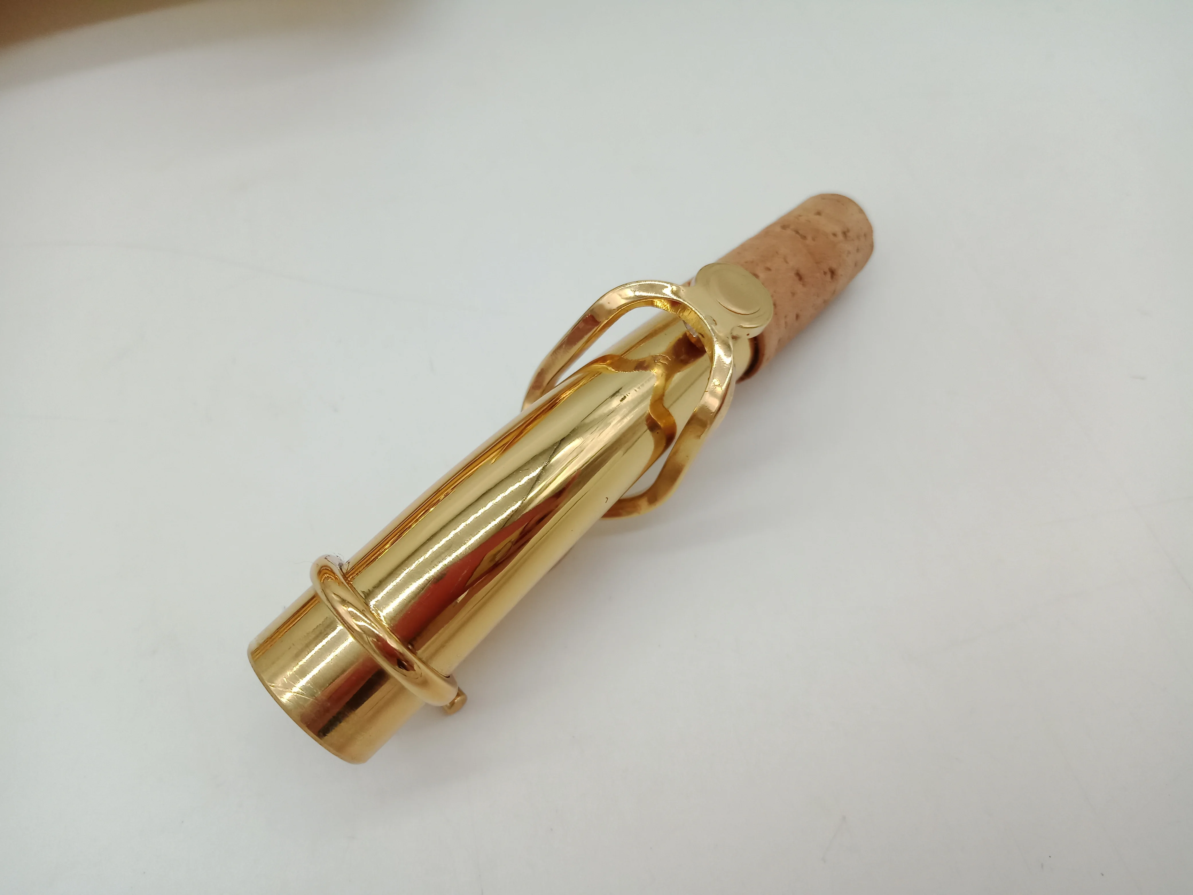 

Brand New Professional Instrument Curved Soprano Saxophone Neck Brass Gold Lacquer Sax Neck Curved Soprano