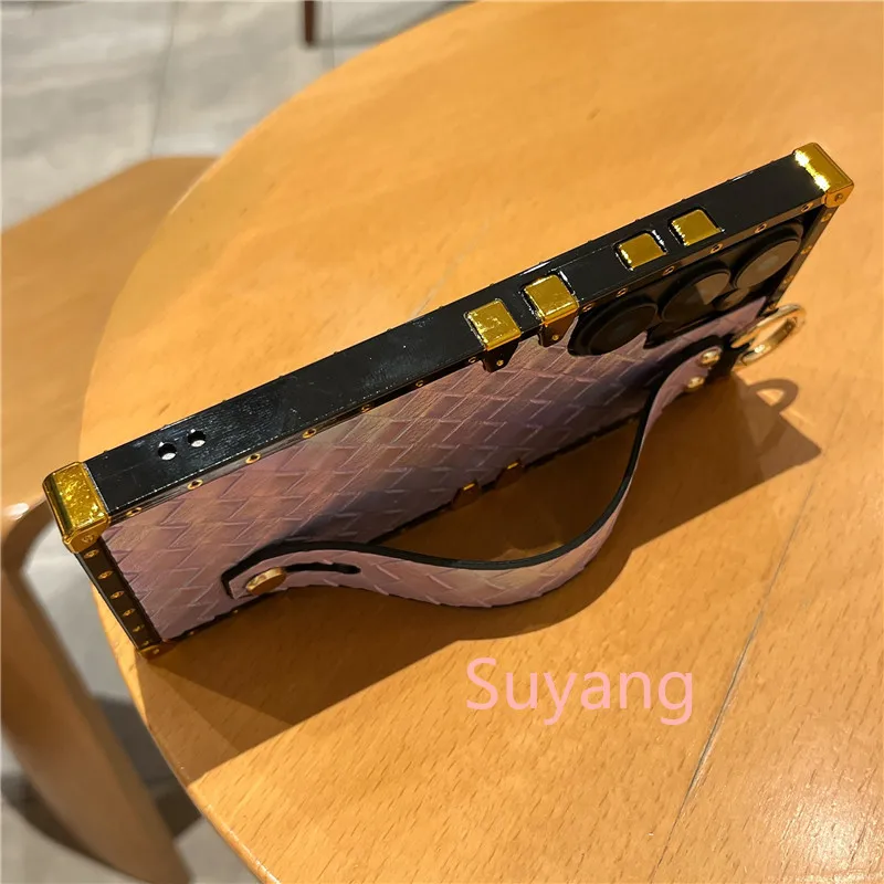 Braided Wrist Strap Phone Case For Iphone 17 Pro Max 16 15 14 13_voghion.com