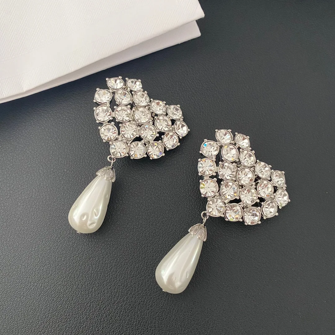 Earring Personality Light Luxury Vintage Heart Clip For Women Aretes De Mujer Pendientes Boucle D’Oreille Orecchini Clip De