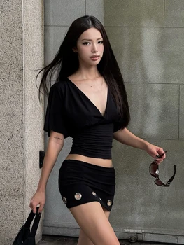 Dulzura 2025 Summer Fashion Sexy V-Neck Short Sleeve Backless Lace Up T-Shirt Women Casual Versatile Party Street Style Clothes 1