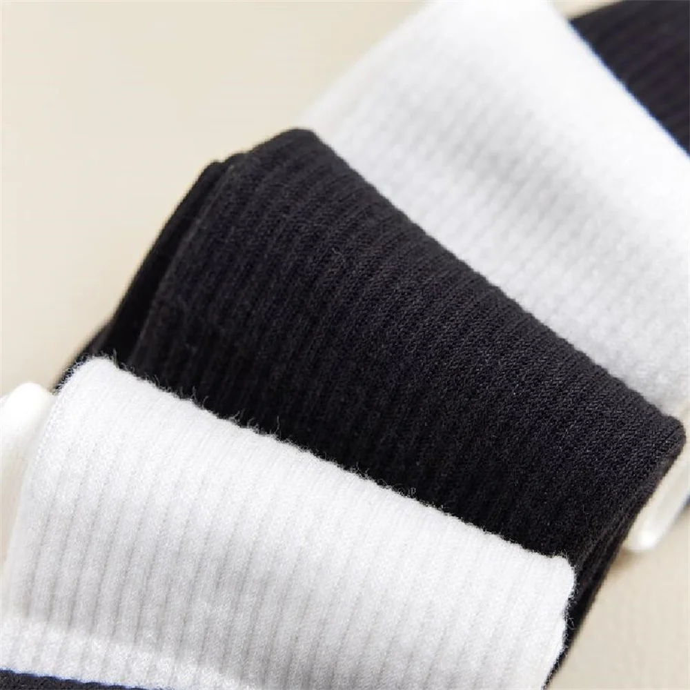 10/20 Pairs New Top Quality Black White Cotton Socks Sweat-absorbing Mid Tube Sports Socks Breathable Women Male Middle Socks 10 S4fe6739d18c946c29a195947201907e9Q