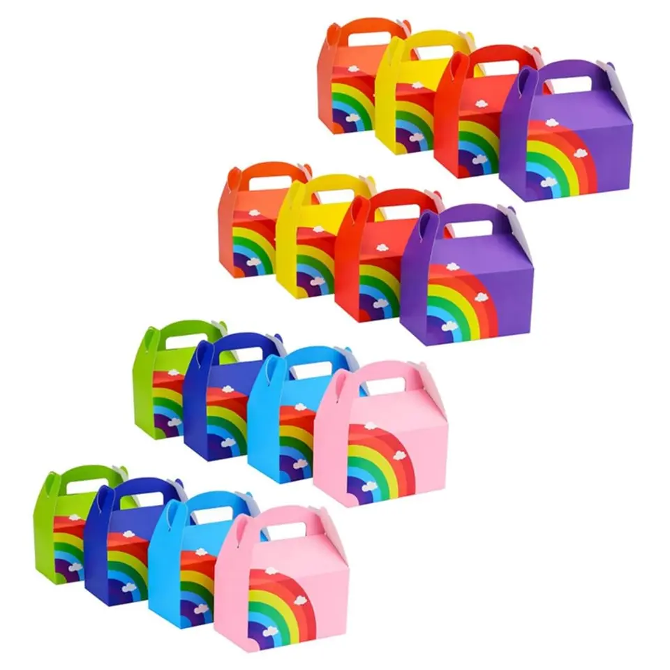 In stock: Scatola di cioccolatini a forma di fiocco da 5 pezzi con dettagli a nastro | SHEIN ALIA