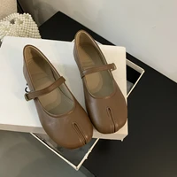 Novelty Split Toe Flat Shoes Woman Quality Leather Mary Janes Japanese Style Trotters Flats Ankle Bele Tabi Ninja Loafers Women 1