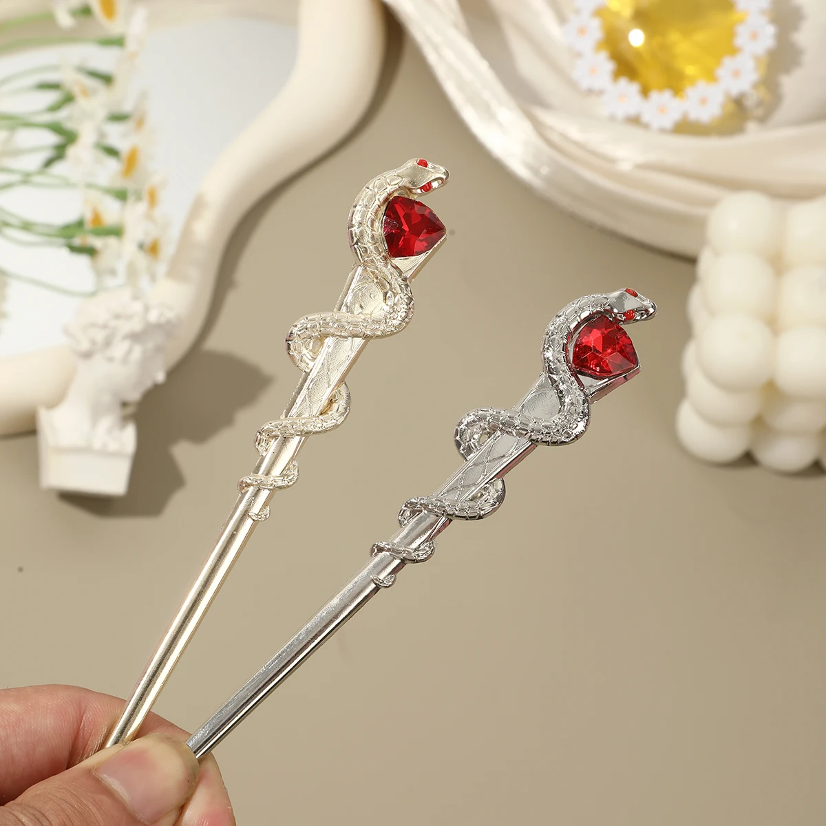 1pc Snake Shaped Crystal Hair Stick Chinese Style Elegant Hair Fork Vintage Hairpin Headwear Hair Accessories For Women Girls