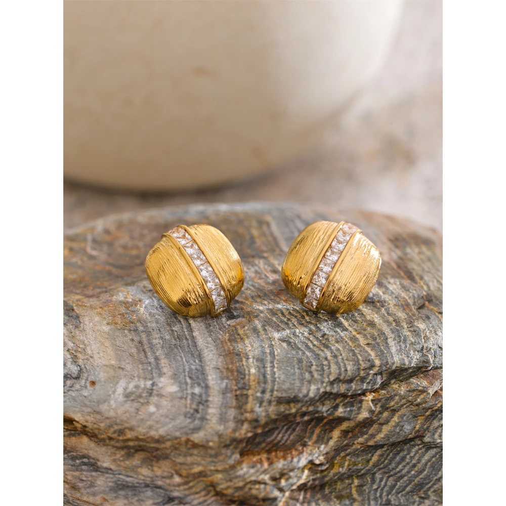 Yhpup Zirconia Stud Earrings 16K Golden Plated