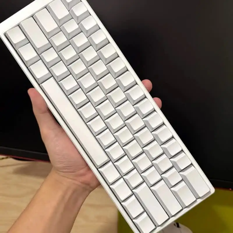 12 % Blance 61 Ключ белый клавиш Установлен в исходном профиле PBT -клавиш для