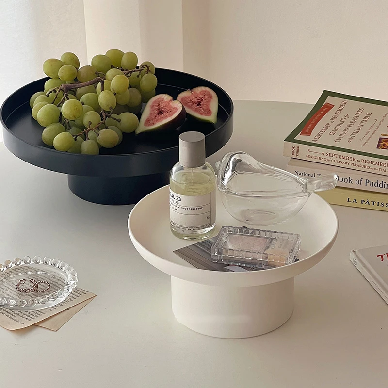 Vassoi portaoggetti moderni Vassoio da tavolo decorativo Gioielli Organizzatore di archiviazione da tavolo Cucina Ciotole di frutta Accessori rotondi per la casa - immagine 3