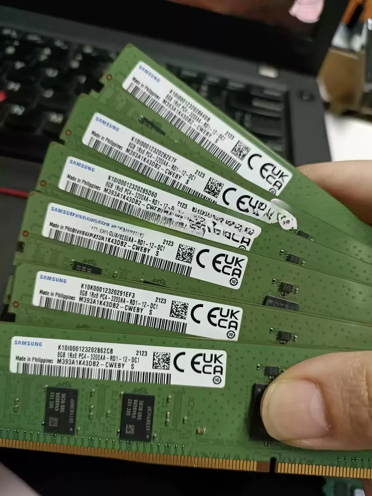 

Used 8G 1r8 3200reg Server