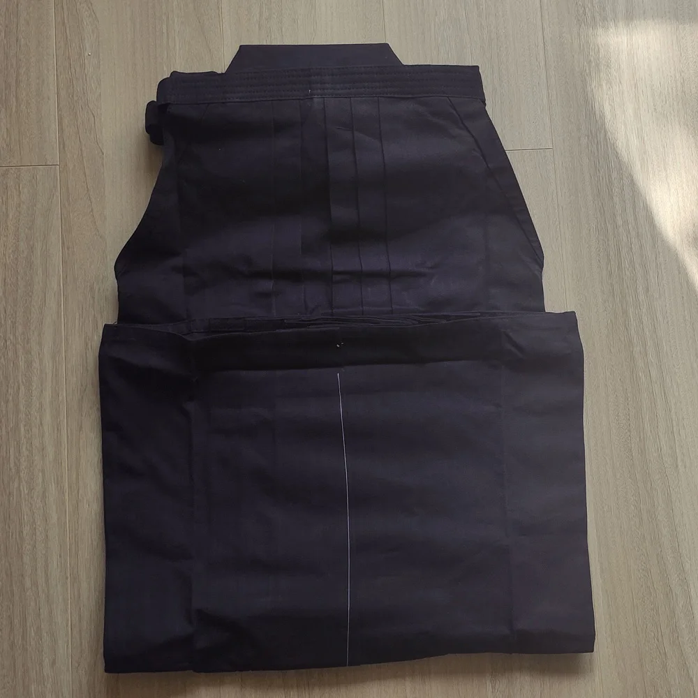 High Quality Cotton 11000# Top Quality Natural Plant Blue Dye Kendo Hakama Japanese Hapkido Pants Martial arts trousers