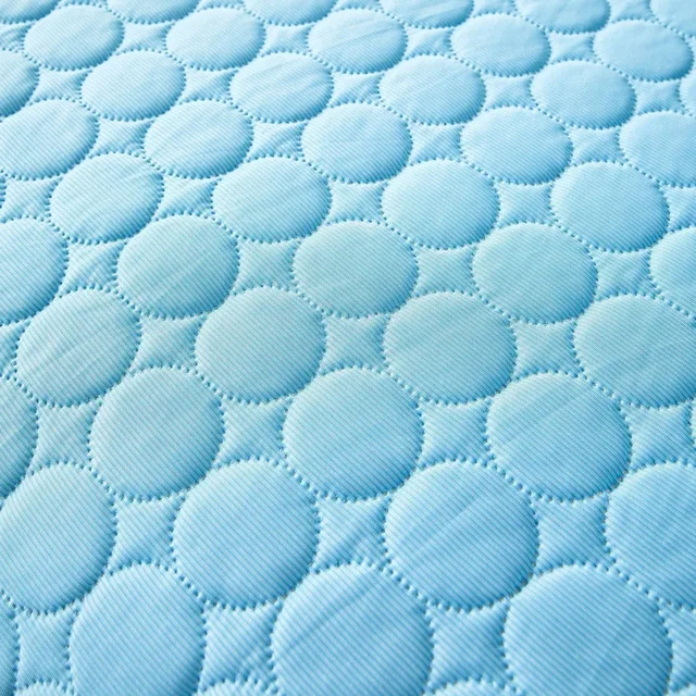 Summer Ice Silk Pet Cooling Mat Chilling Pad for Cats & Dogs Breathable Cooling Gel Pad for Hot Weather Non-Slip Dog Cat Bed Mat 3
