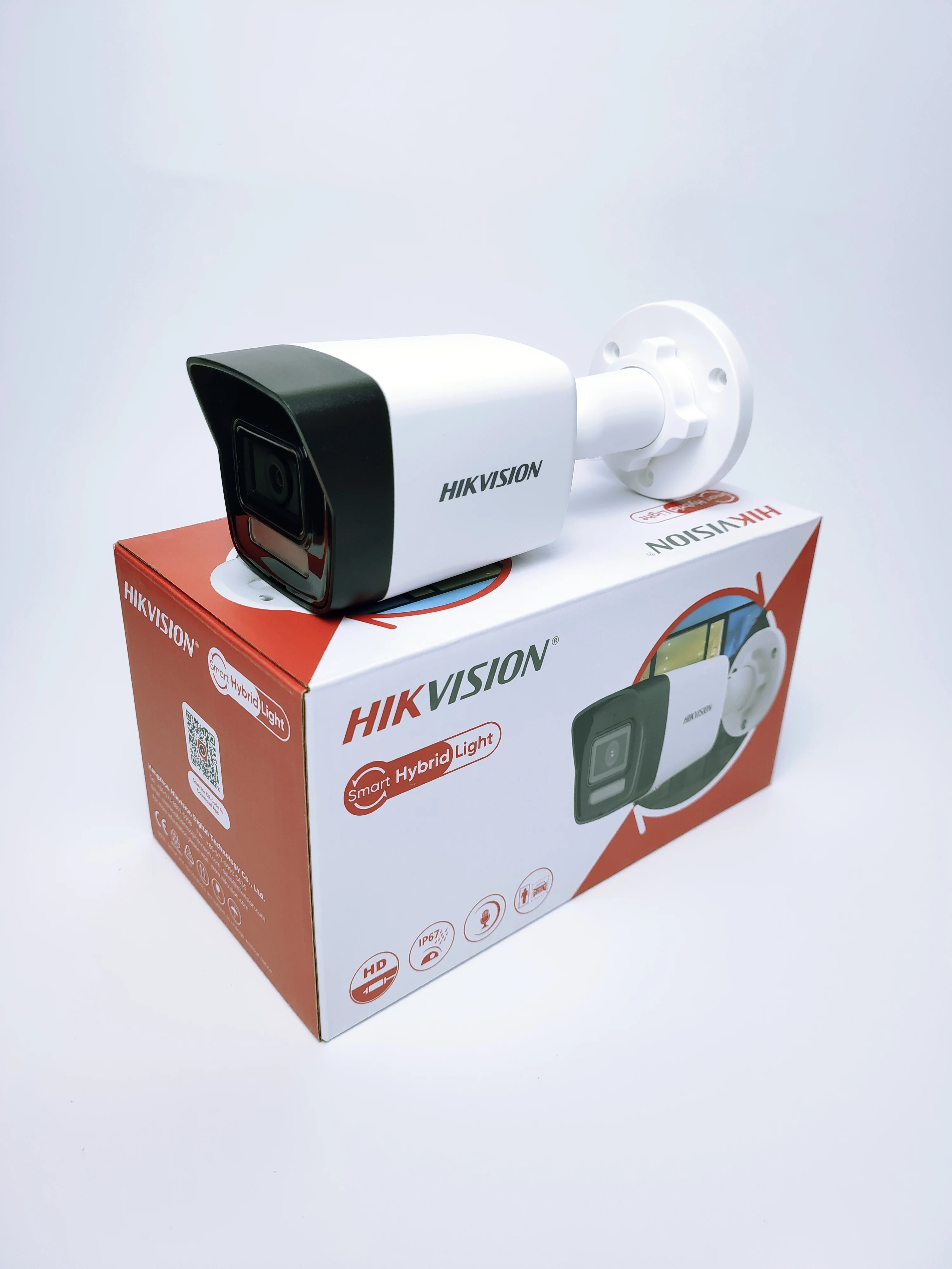 Hikvision POE IR DS-2CD1083G2-LIU 8MP ميكروفون مدم...