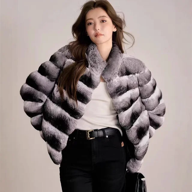 2026 The New Selling Faux Chinchilla Hair Short Coat Women A Variety Of Styles Optional Splicing Faux Totoro Fur Coat 2
