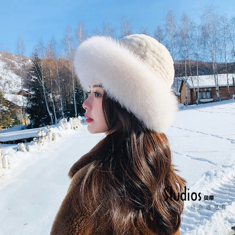 Women’s Rex Rabbit Fur Knit Hat 4
