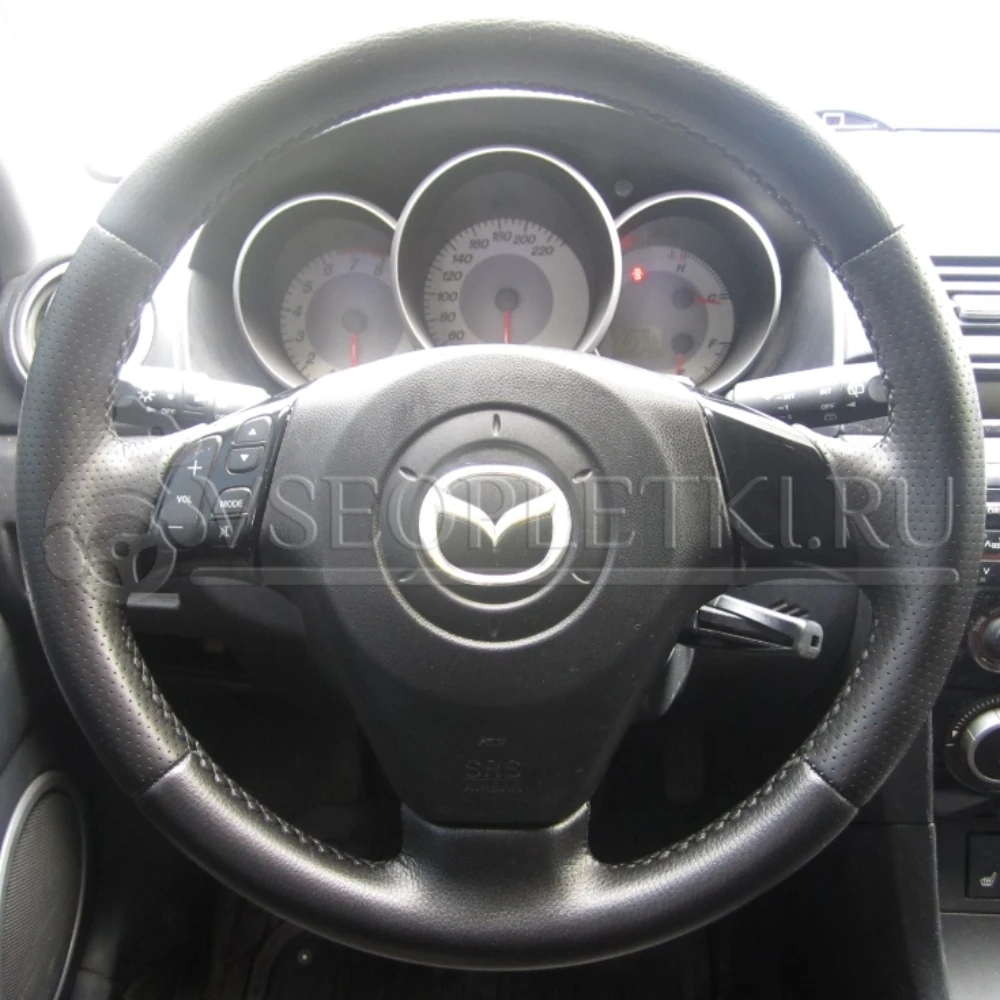 Оплетка на руль &quotMazda 3&quot (Мазда 3) для кожаного руля - черная текстурная кожа с