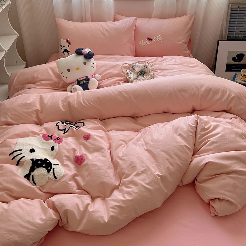 thumbnail image 1 of Toalla de perro Sanrio Pacha bordada de algodón puro, juego de cuatro piezas, ropa de cama de algodón de dibujos animados de 1,5 m, juego de tres piezas, linda sábana de 1,8 m, 1 of 5