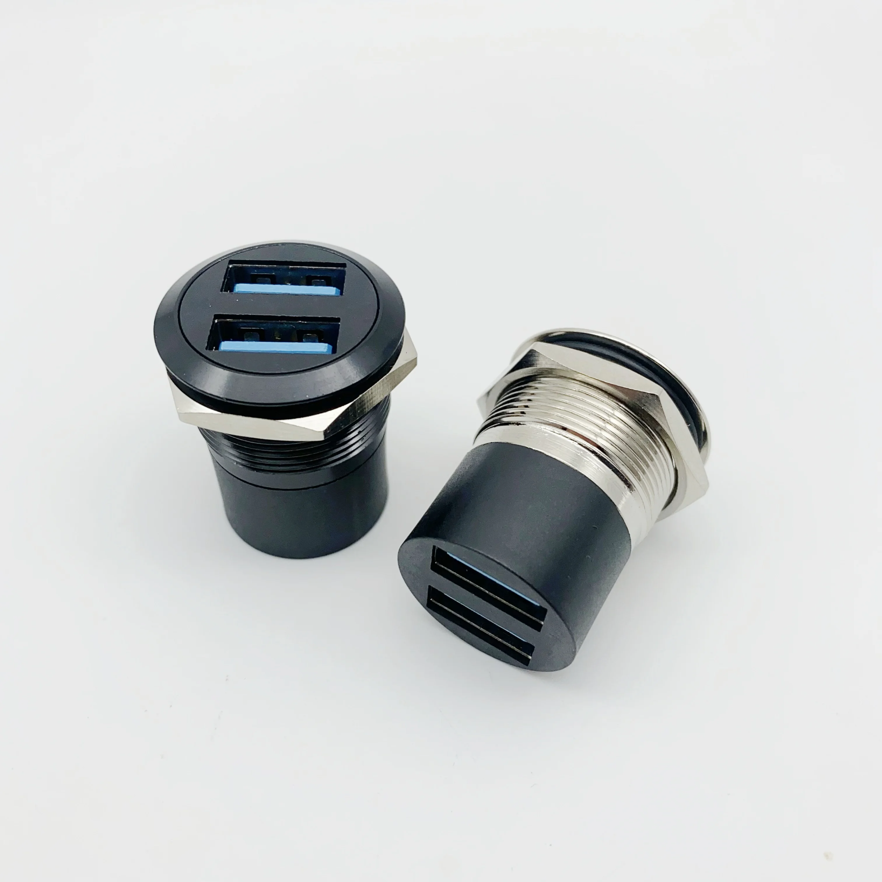 Dual-Connection USB Data Module