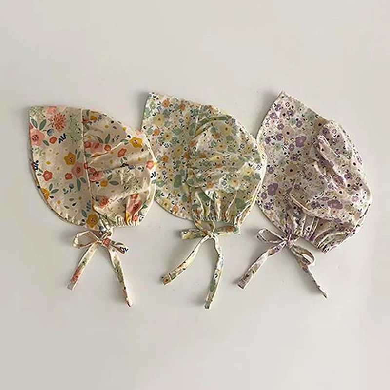 

BeQeuewll Baby Girl Bonnets Cute Floral Bonnets Floppy Beach Hats Infant Christening Caps Soft Newborn Hospital Hats Retro