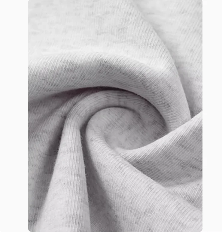 여름을 특별하게 만들어줄 슬림핏 티셔츠