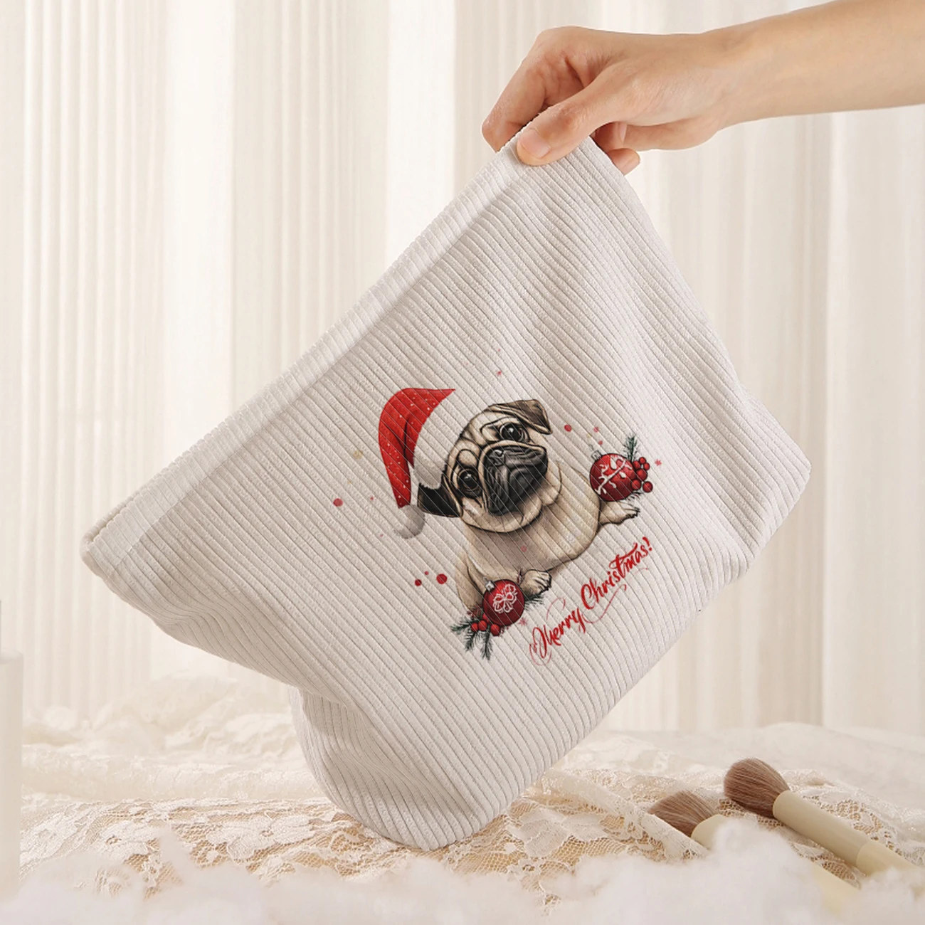 1 Christmas themed corduroy makeup bag, lightweight zipper makeup storage box, multifunctional bag with lining