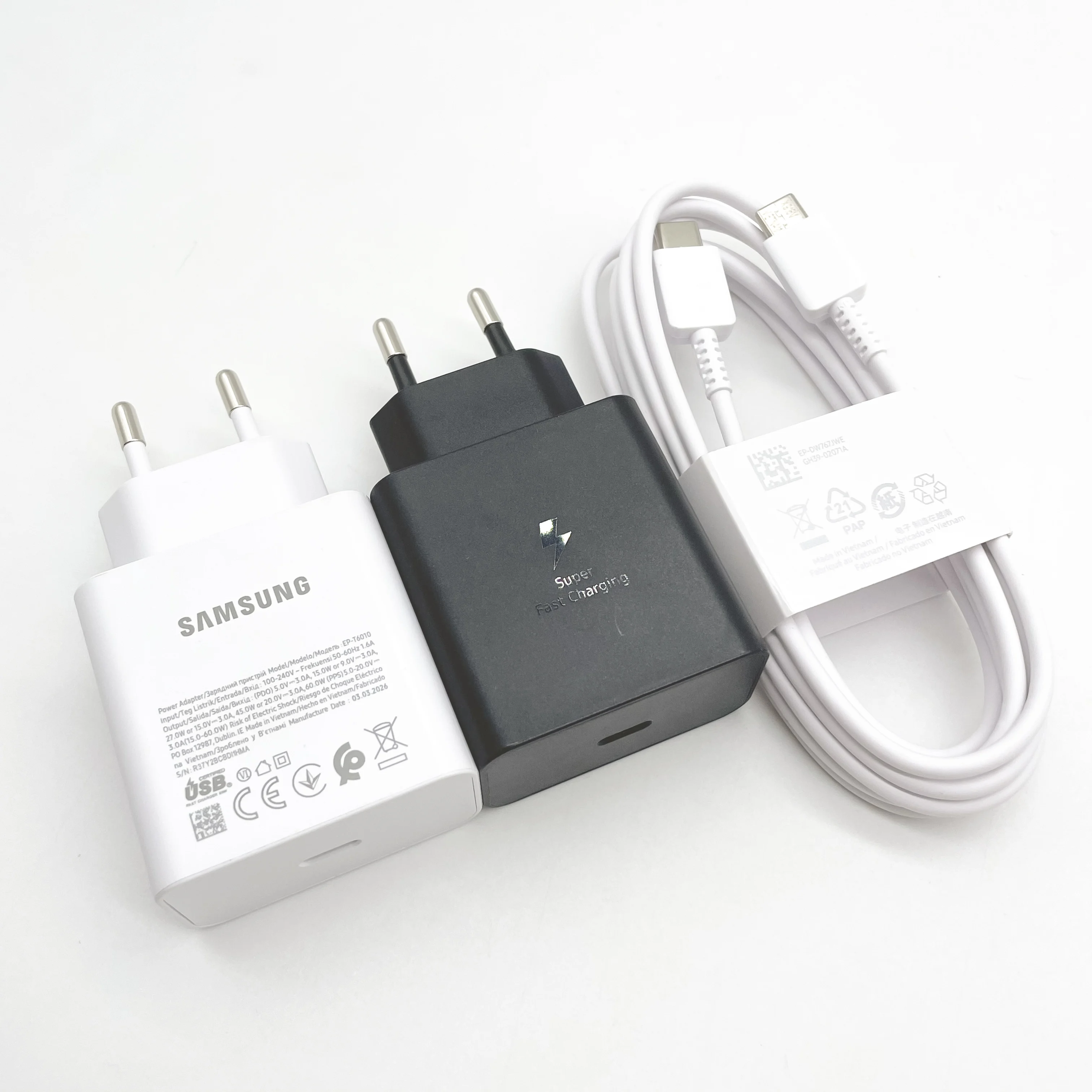 High-Power 60W Super Fast Charging Adapter with 1.8M Type-C Cable