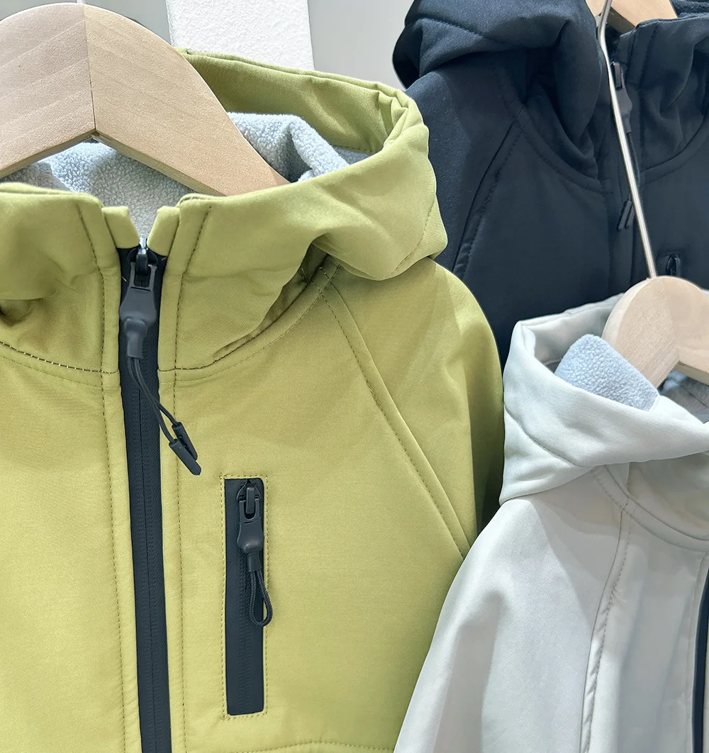 Autumn Winter 2024 Students Boys Hooded Integrated Velvet Coats Zipper Thickened Kid Boys Outerwear Patched Children Boy Jackets