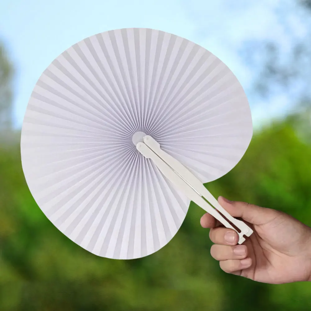 50-1pcs Heart Shape Circular Folding Fan Blank Paper Hand Fans With Plastic Handles DIY Painting Fan for Wedding Party Decor