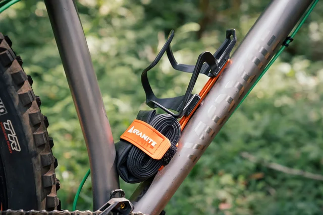 Granite Portaledge XE Strap Mount Water bottle rack Lightweight support 3