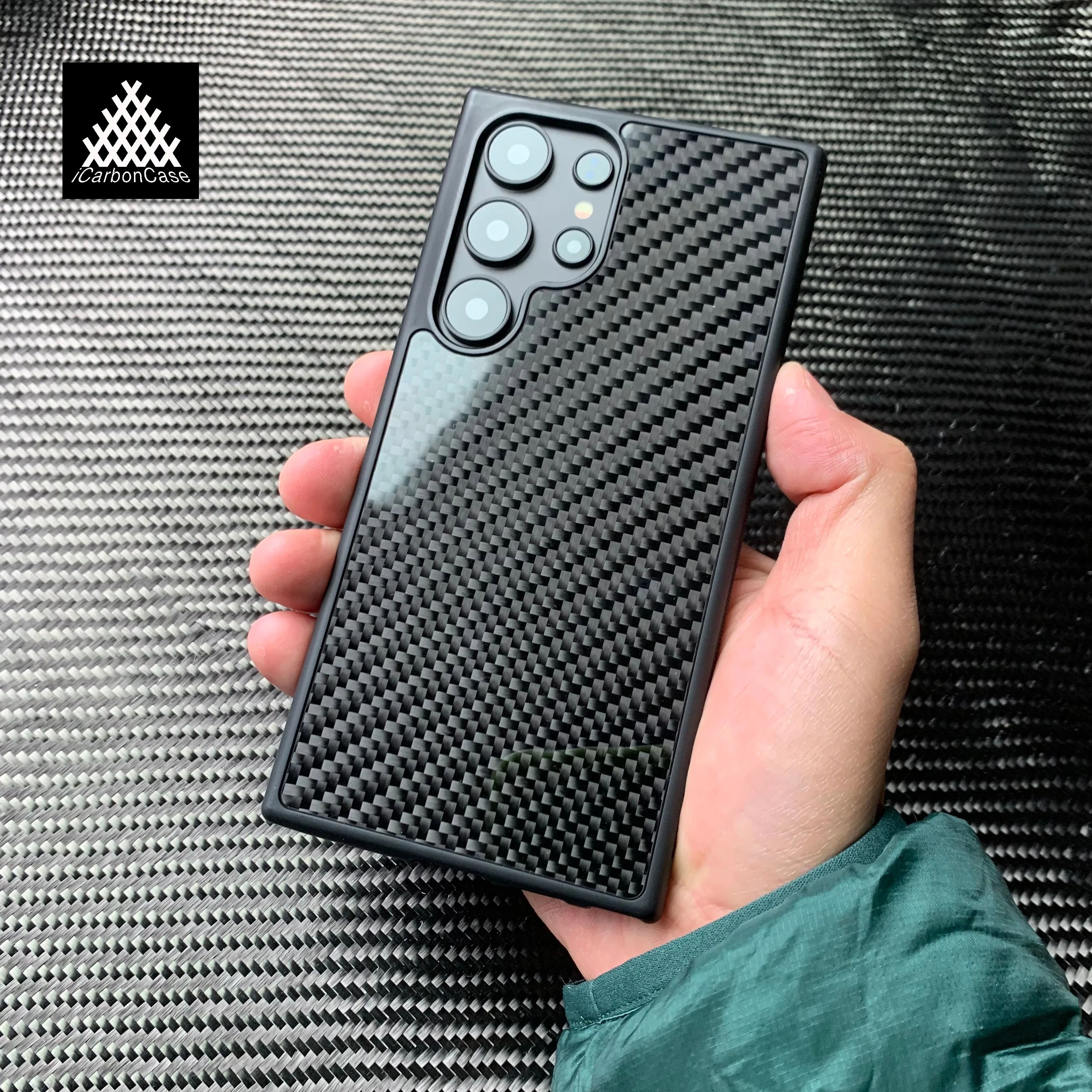 Magnetic Real Glossy Woven Carbon Fiber Case