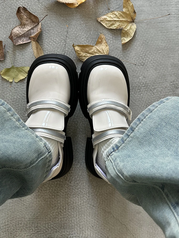 

Женские кроссовки 2023, повседневные женские кроссовки, оксфорды, клоги на платформе, модная женская обувь с круглым носком, Новые Кожаные криперы, летняя обувь