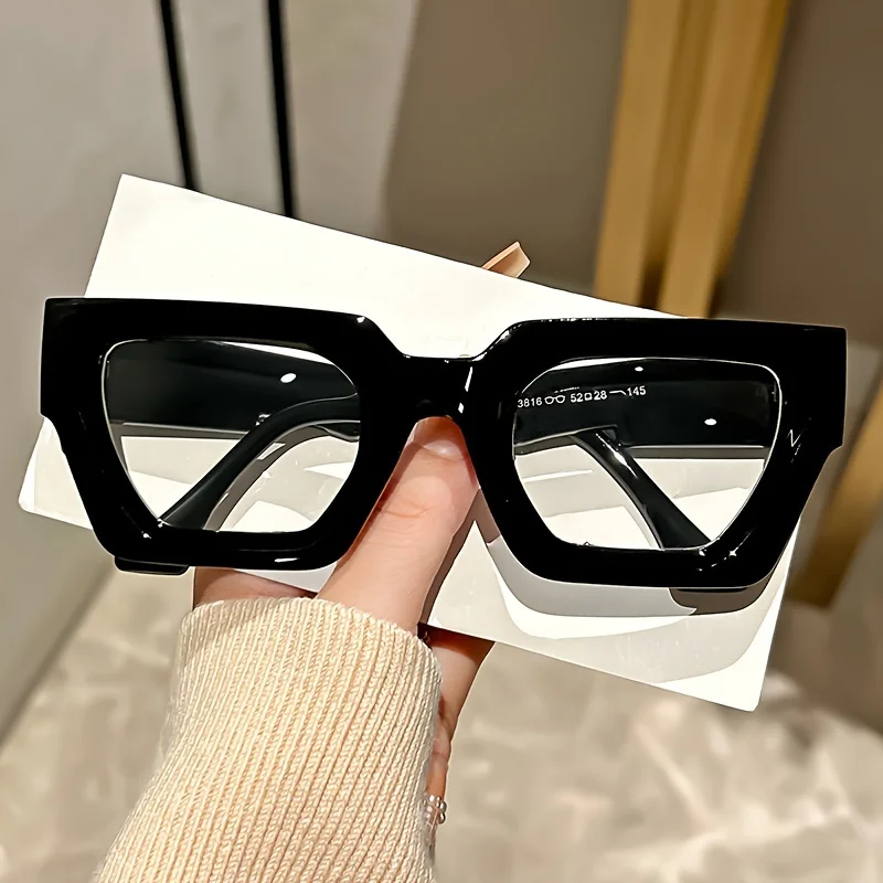 Blue Light Blocking Glasses Y2K Oversized Clear Lens Glasses with Leopard Print Frame Blue Light Blocking Fashionable Accessory for Casual Attire