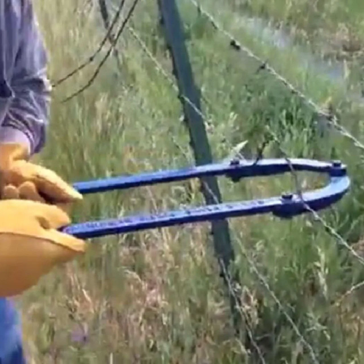 Puntamento Di Riparazione Del Recinto Di Filo Spinato Supporto Per Attrezzi Di Ripartione Del Recinto Del Prato Inglese Del Giar