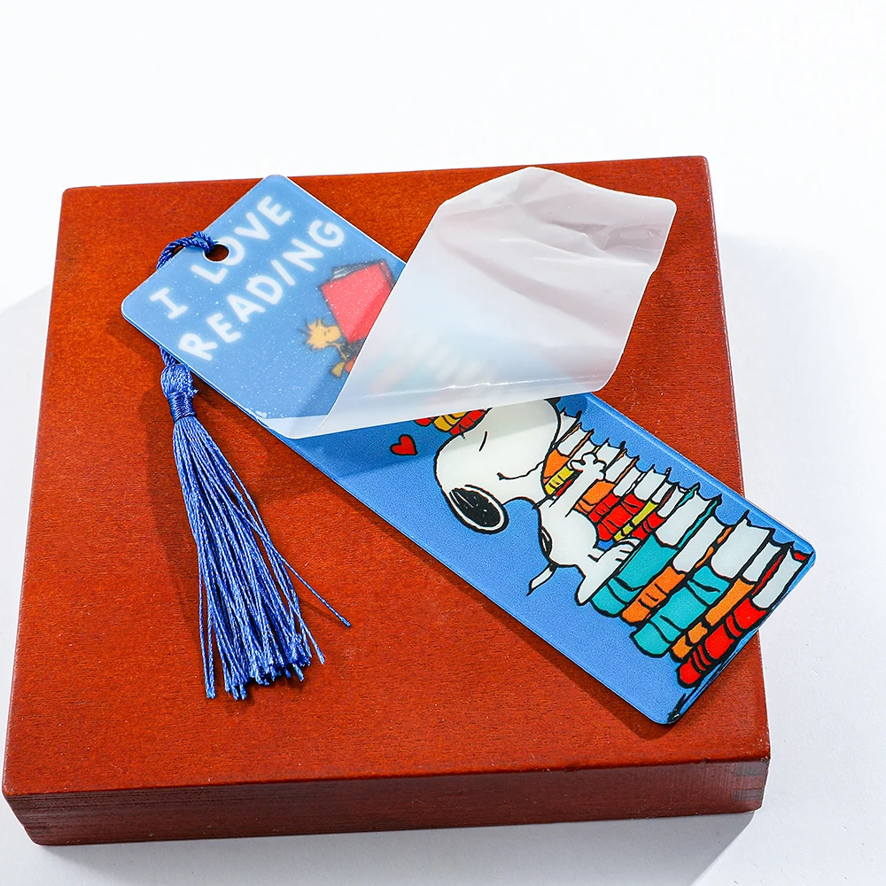 Acrylic Bookmark Index Tabs Bookmark Page Holder Cartoon Pattern Snoopy Bookmarks-Cute Acrylic Tassel Snoopy Bookmarks Fan Page Tags Birthday and Christmas Gifts