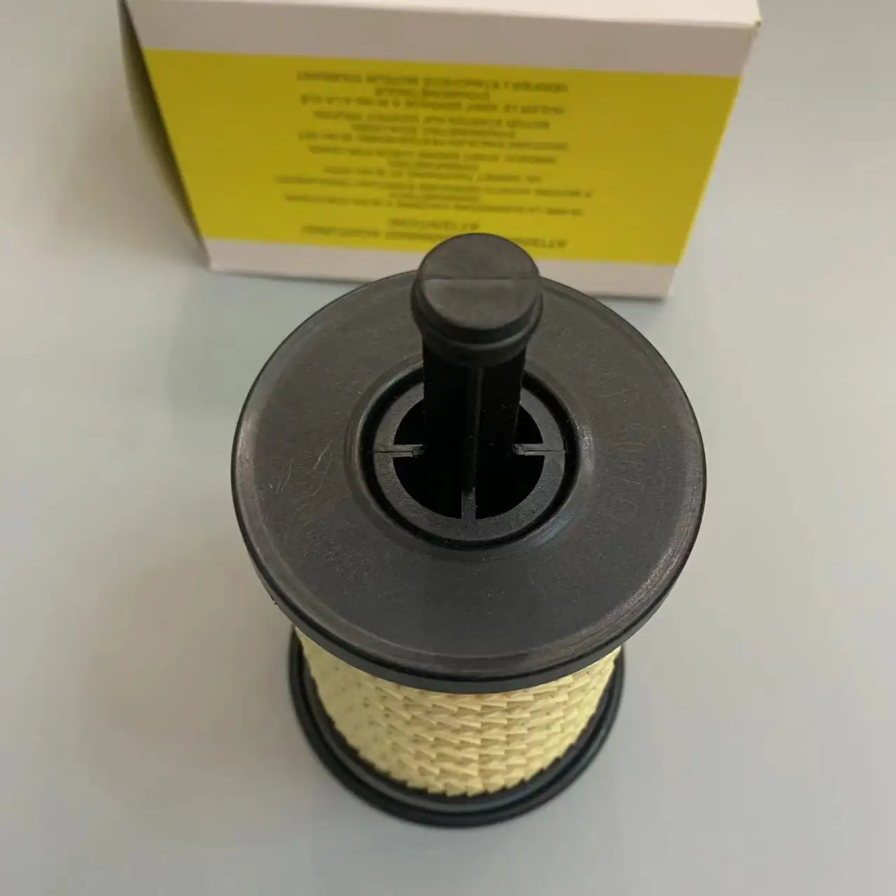New OE 280901 253313 000280901 Oil Filter For Maserati Quattroporte 3.8 V8 2014- For FERRARI 458 For Power Oil Filter Set
