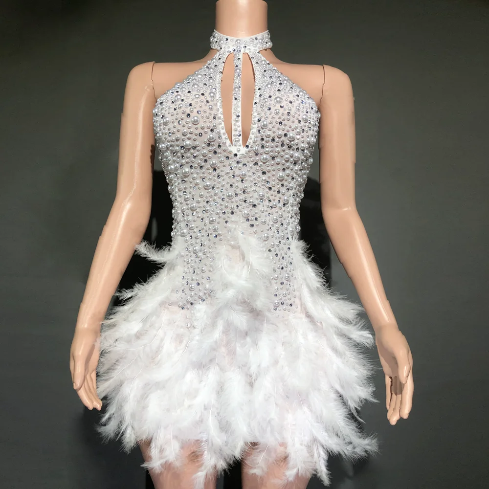 

Sexy Rhinestones Pearls Halter Backless Short White Feathers Dress Women Celebrate Birthday Dress Performance Dance Costume