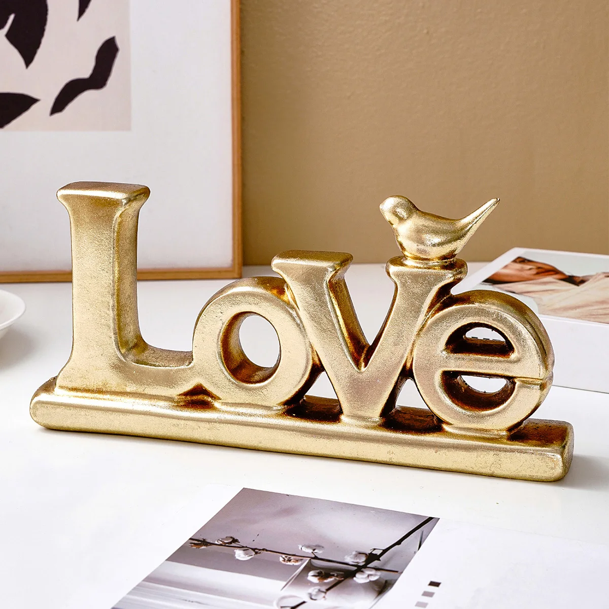 1PC, European retro style with gold and silver foil pasted "LOVE" letter ornaments, wedding and festival decoration ornaments