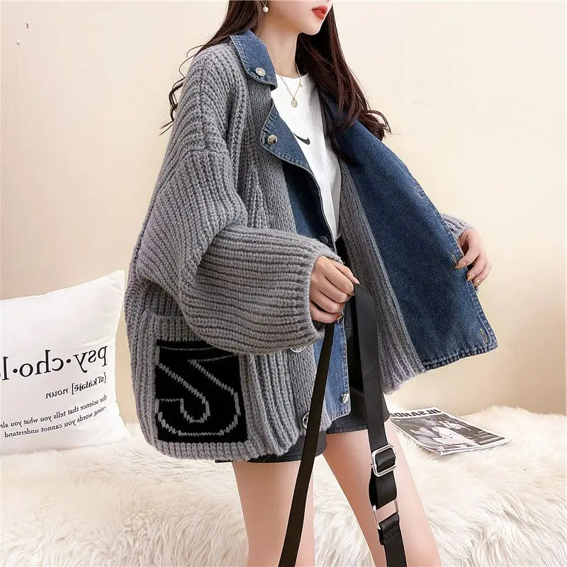 

2023 Autumn Winter New Denim Splicing Short Sweater Cardigan Women Loose Casual Lazy Style Thickened Sweater Loose Simple Coat