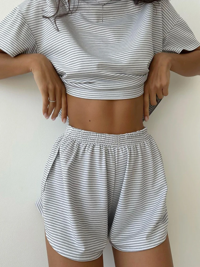 Marthaqiqi Striped Ladies Nightgown Suit O-Neck Sleepwear Crop Top Pajama Short Sleeve Nightwear Shorts Casual Femme Nightie Set