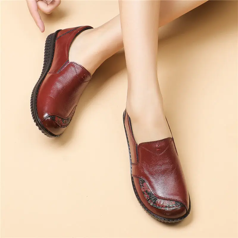 Women Vintage Luxury High Quality Loafers Women's Moccasins Casual Elegant Ladies Wide Shoes Genuine Leather Ballet Flats Shoes