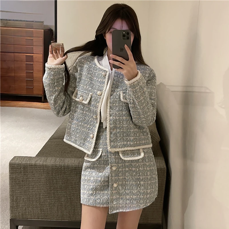 

New Fashion 2023 Autumn 2 Pieces Set Elegant Vintage Plaid Tweed Long Sleeve Jackets Coat + Irregular A-Line Mini Skirts Suit