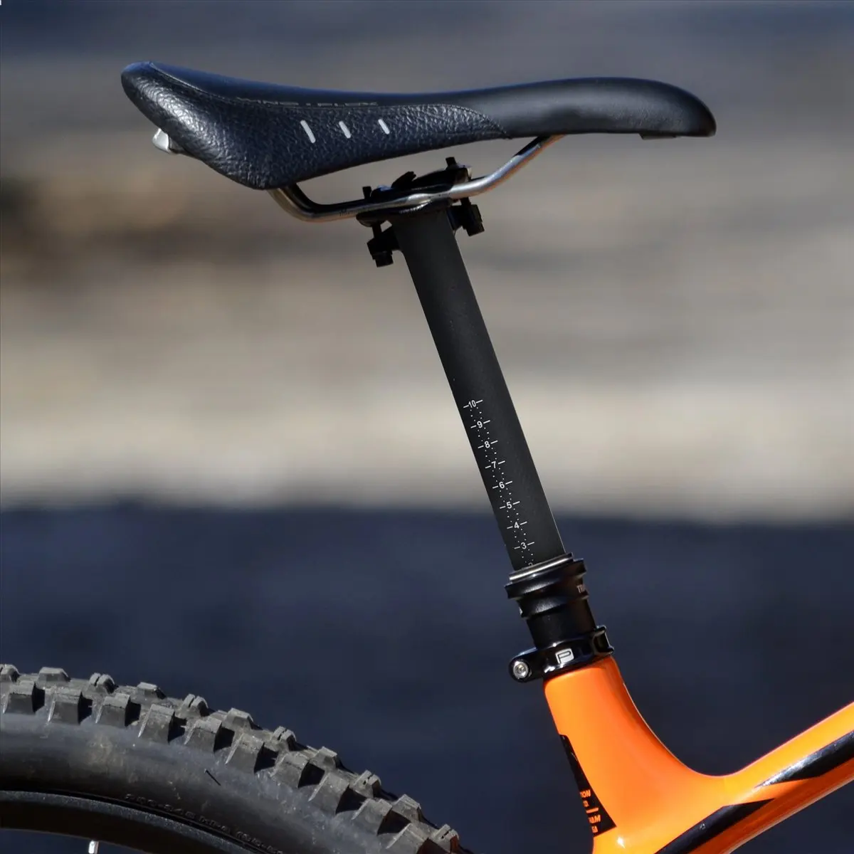 AD10 MTB 탄소 섬유 시트 포스트 27.2mm 산악/로드 자전거 시트포스트 무광 자전거 부품 350mm