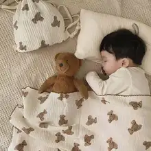 

Baby Blankets Cotton Knitted Muslin Blanket Double Layer Little Bear Pattern Quilt Newborn Casual Sleep Bedding Thin Blanket