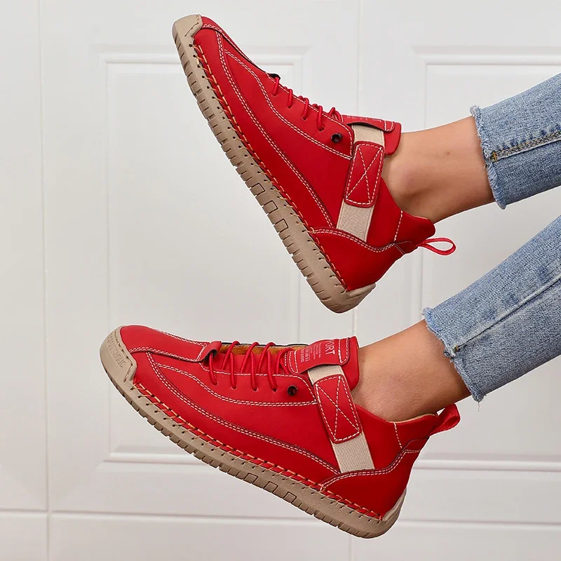 Women’s Retro Mid-Top Boots 14