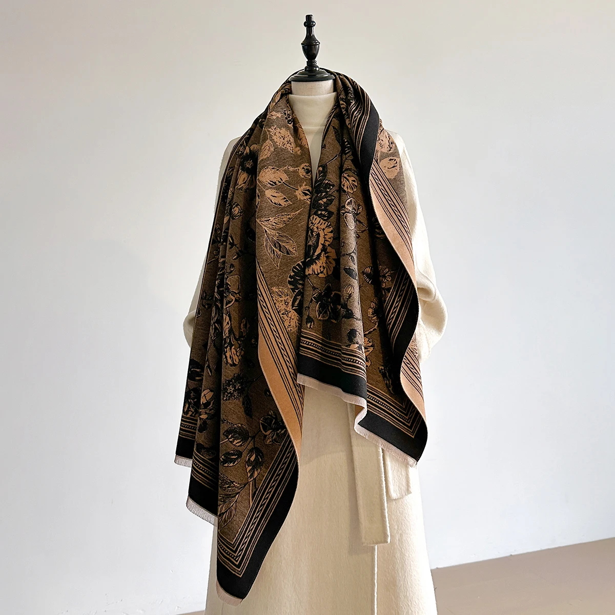 Luxury Autumn and Winter Cashmere Scarf Women New Warm Pashmina Blanket Poncho Scarves Fashion Print Shawl Thick Foulard Bufanda