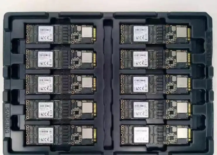 

3.84TB SSD Sams 110mm PM983 M.2 NVMe 22110 PCIe MZ4LB3T8HALS-00003 MZ-4LB3T80