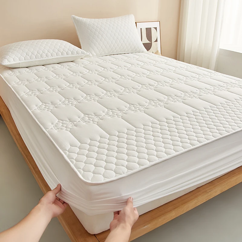 Premium Waterproof Quilted Mattress Protector - Jacquard Design, Antibacterial & Hypoallergenic